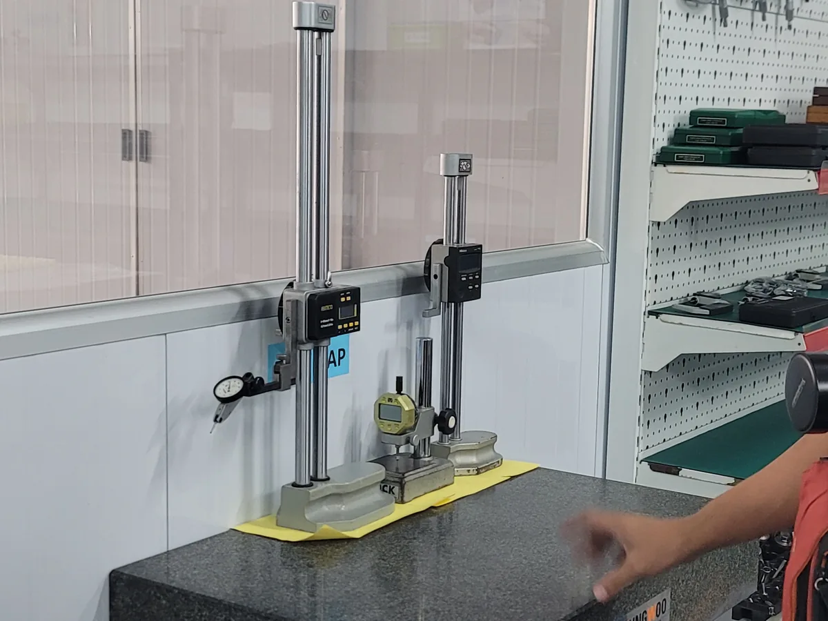 Coordinate measuring machine in the quality lab at Far East High Tech