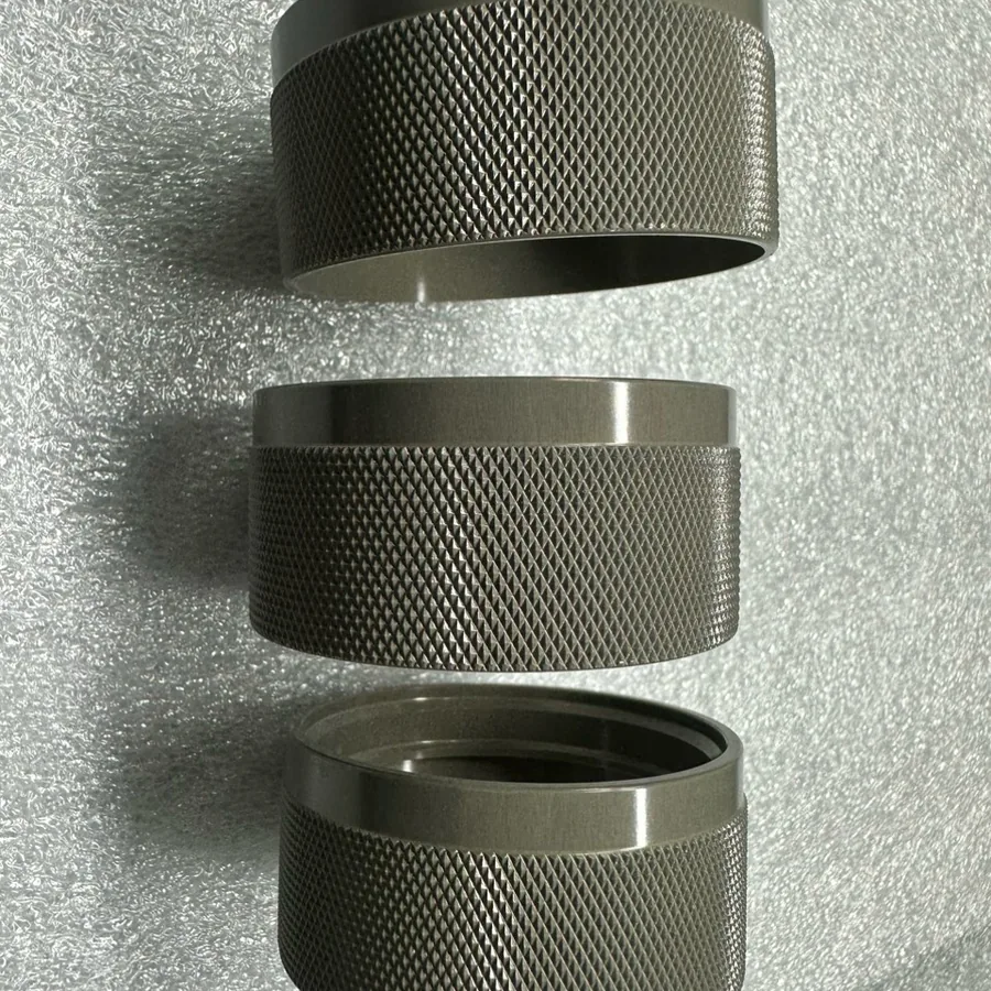 Titanium knurled rings machined to size